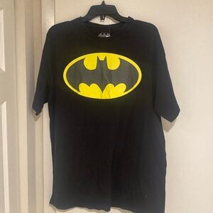 MEN BLACK BATMAN T-SHIRT SIZE LARGE SHORT SLEEVE